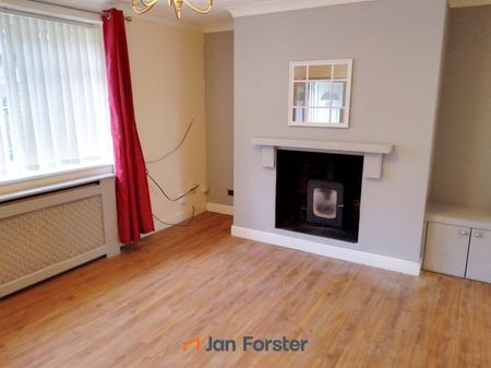 2 Bedroom House - Semi-Detached - Photo 3