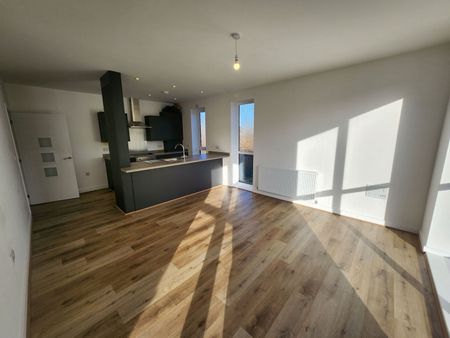 200 Stourbridge Road, Stourbridge, DY9 7BU - Photo 3