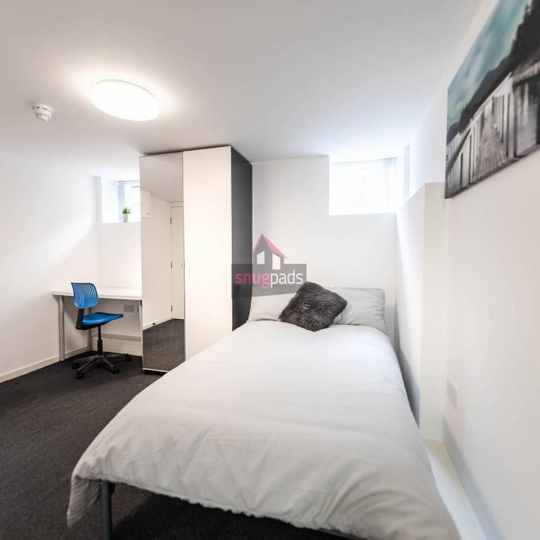 Studio to rent - Photo 1