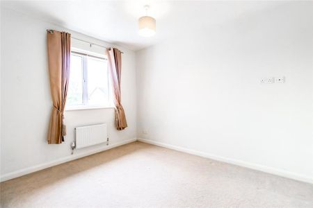 3 bedroom detached house to rent - Photo 4