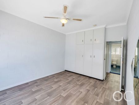 Open the Door To Iconic Beachside Living - Photo 4