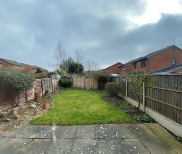 Kinross Way, Hinckley - Photo 1