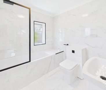 2 bedroom semi-detached house to rent - Photo 4