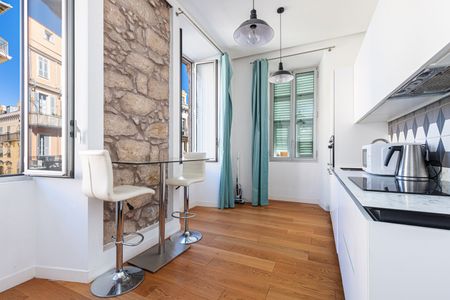 Location Appartement 2 pièces 40m² NICE 06300 - Photo 4