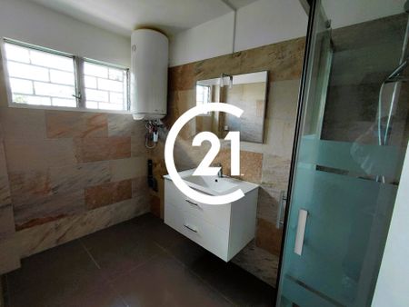 Location Appartement 89.00m² 3 pièces Fort de france - Photo 5