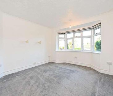 Outerwyke Road, Felpham, PO22 - Photo 1