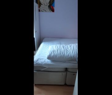 Room in a Shared House, Tresham Crescent, NW8 - Photo 5