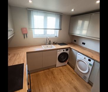 Studio Flat, St James's Road, CR0 - Photo 4