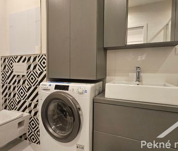 Prenájom 1 izbového bytu s balkónom a parkovacím miestom v centre Z... - Photo 5