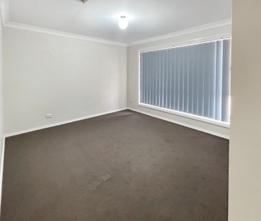 Two bedroom duplex in East Dubbo - Photo 4