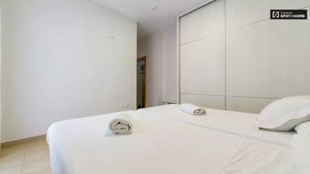 2-bedroom apartment with AC and balcony for rent in Camins al Grau - Photo 4