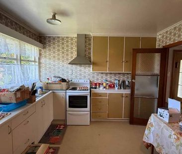 Cosy Two Bedroom Unit in Prime Location - Photo 4