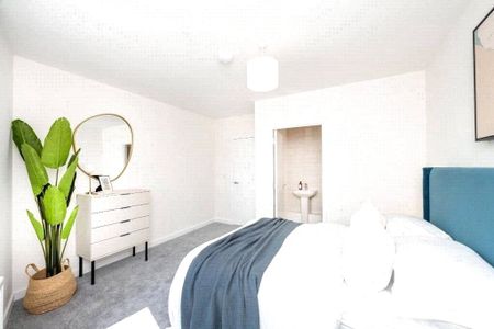 Elmsleigh Road, Staines-upon-Thames, Surrey, TW18 4AL - Photo 5