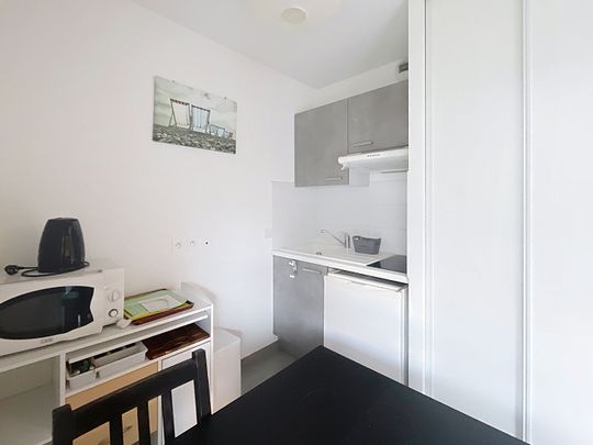 Location Appartement 1 pièce 25m² LA ROCHELLE 17000 - Photo 1