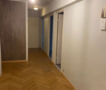 Knap gerenoveerd instapklaar appartement te Hasselt - Photo 6