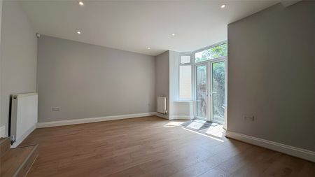 Queenston Road, West Didsbury, Manchester, M20 2WZ - Photo 2