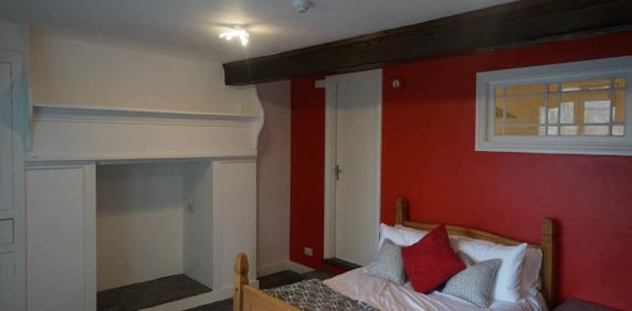 Ty Ddewi Apartment, The Crescent - Photo 2