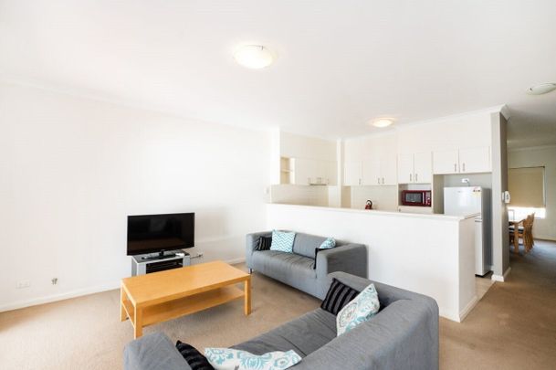 38/18 Bonnefoi Boulevard - Photo 1