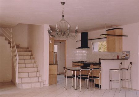 House - Photo 4