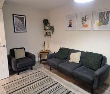 Vicarage Close, Birmingham, B42 - Photo 1