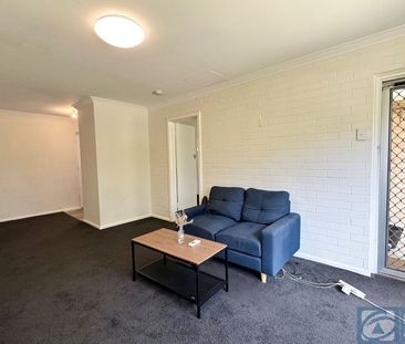 NEAT LITTLE GEM LESS THAN 2KM's FROM THE BEACH - Photo 1