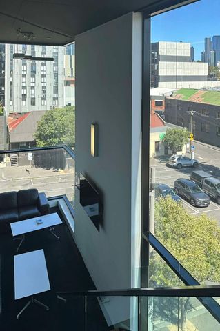 North Melbourne - Photo 2