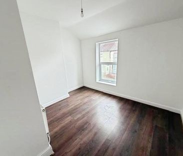 2 bedroom house to rent - Photo 2