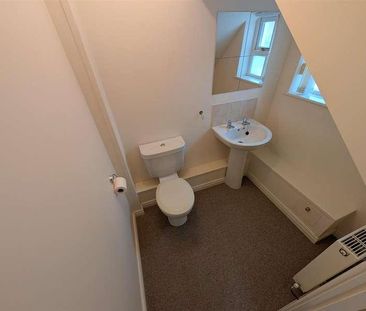 Co-op Lane, Pembroke Dock, SA72 - Photo 6