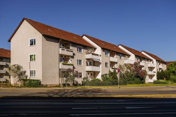 Schöne 3-Zimmer-Wohnung in zentraler Lage // 2.OG links - Foto 1