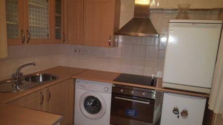 Studio Flat, London, E16 - Photo 2