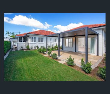 Beautifully Renovated Family Home in the Heart of Clayfield - Photo 3