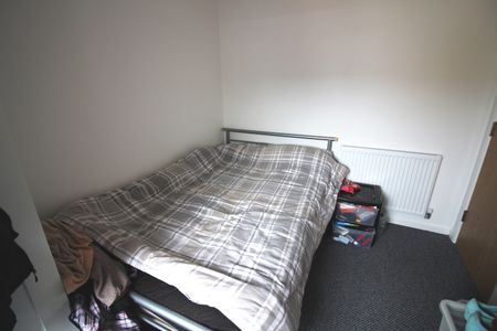 Rhymney Street, Cathays - Photo 2