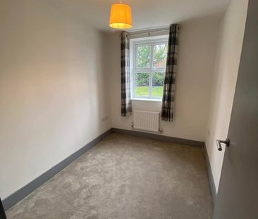 2 Bed Flat, Clarendon Place, M30 - Photo 3