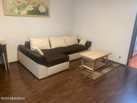 Garsoniera spațioasă Plaza Mall - Fotografie 2