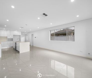 Spacious & Freshly Updated Family Home - Photo 5