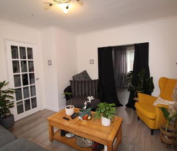 3 Queens Gardens, Newtownabbey, BT36 5JA - Photo 1