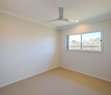 Bright and Beautiful Family Home - Photo 4