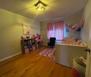 For Lease - 5 Quattro Avenue, Richmond Hill, Ontario - Photo 6