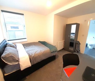 Boughey Road, Stoke-on-Trent - Photo 6