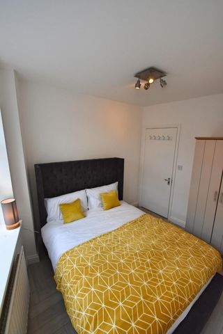 2 Bed Flat, Grimsby Street, E2 - Photo 5