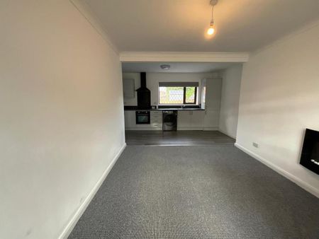 2 bedroom property to rent - Photo 2