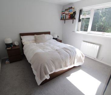 Dobbin Hill, Sheffield, S11 - Photo 2