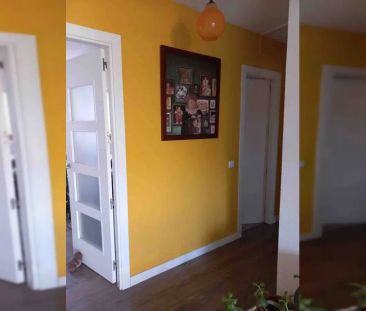 Room in a shared 2-bedroom apartment for rent in Valdeacederas, professionals only - Photo 3