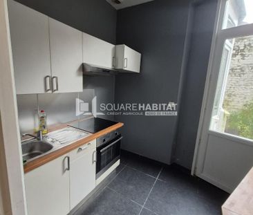 Location Appartement 2 pièces 81m² LILLE 59000 - Photo 2