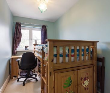 3 bedroom semi-detached house to rent - Photo 3