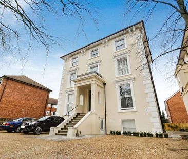 Oak Hill, Surbiton, KT6 - Photo 1