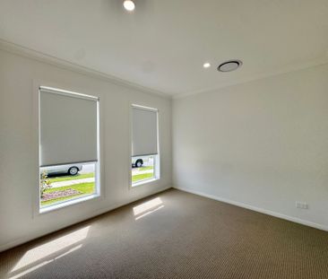 Beautiful Family Home - Photo 6