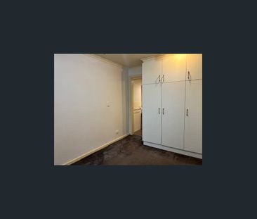 Spacious Apartment – Excellent Location - Photo 2