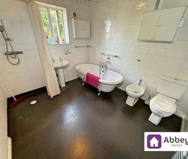 6 bedroom house of multiple occupation to rent - Photo 4