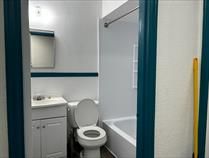 235 Cook St Winston Manor - 204 - Photo 5
